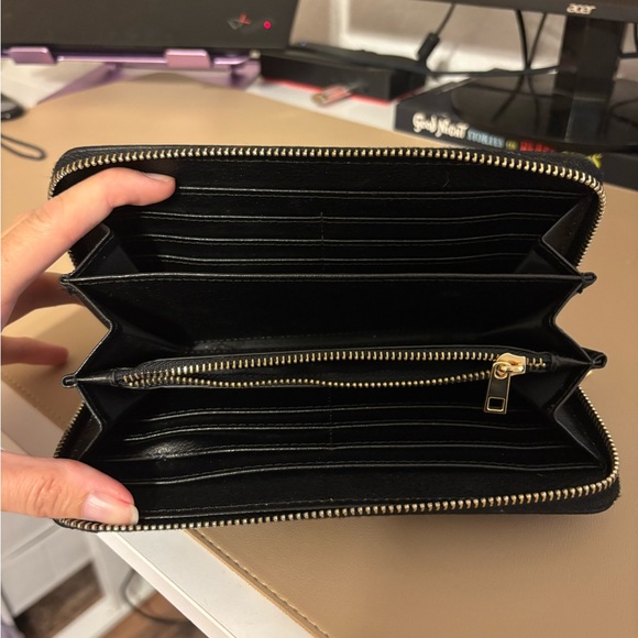 Rachel Cruz Wallet - Picture 2 of 2